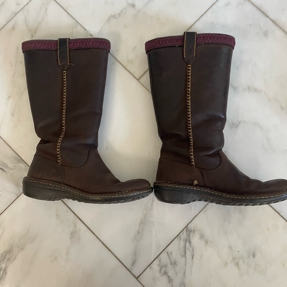 UGG Australia dark brown leather sheepskin Sherpa lined women leather boots sz 8 - Picture 3 of 10